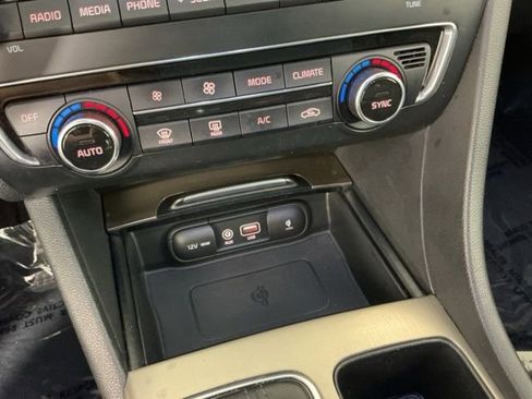 Used 2017 Kia Optima SX FWD image 18