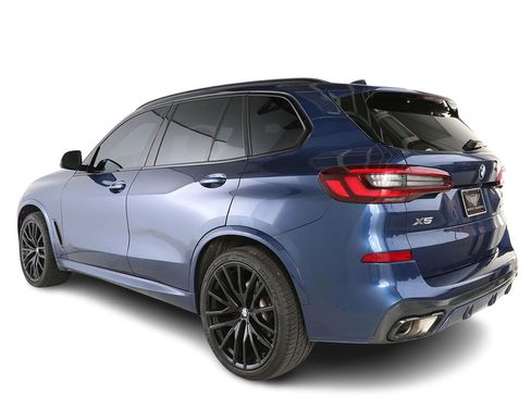 Used 2023 BMW X5 xDrive40i w/ Executive Package AWD/4WD image 3