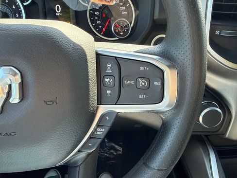 New 2026 RAM 1500 4x4 Crew Cab image 27