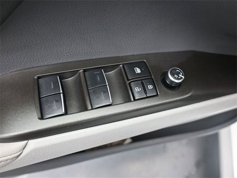 Used 2024 Toyota Camry XLE image 13