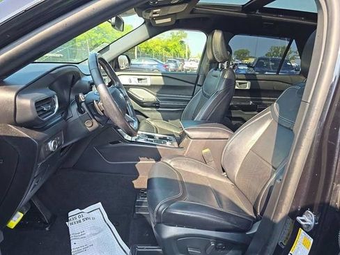 Used 2021 Ford Explorer ST w/ Equipment Group 401A AWD/4WD image 2