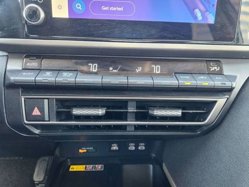 Certified 2025 Toyota Camry LE image 18