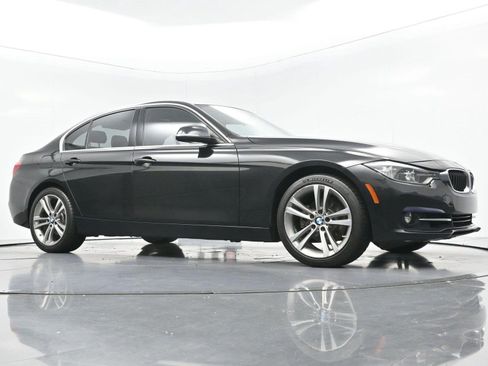 Used 2018 BMW 330i Sedan RWD image 39