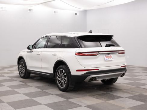 Used 2022 Lincoln Corsair AWD w/ Equipment Group 101A image 8