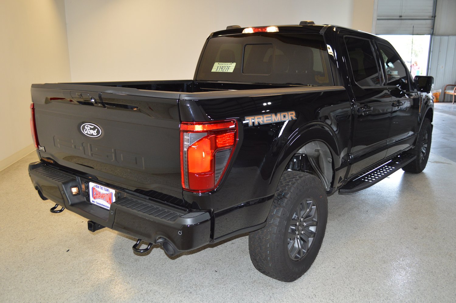 Used 2026 Ford F150 Tremor AWD/4WD image 3