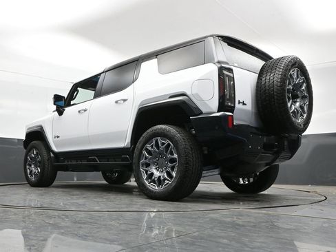 Used 2025 GMC Hummer EV 3X AWD/4WD image 49