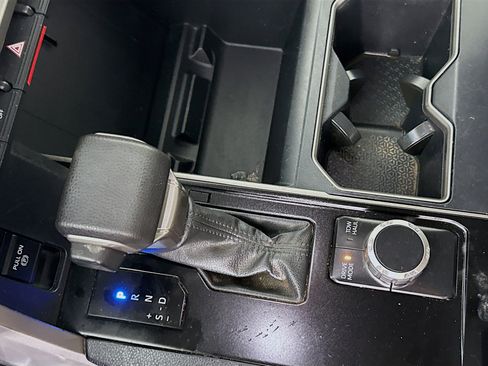 Used 2022 Toyota Tundra SR5 image 20