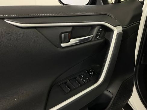 Used 2019 Toyota RAV4 Limited w/ Cold Weather Package AWD/4WD image 26