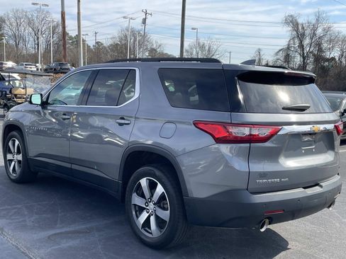 Used 2019 Chevrolet Traverse LT w/ LT Premium Package image 5
