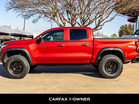 Used 2023 Chevrolet Colorado Trail Boss w/ Technology Package image 6