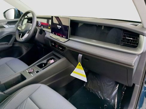 New 2026 Volkswagen Tiguan SE image 28