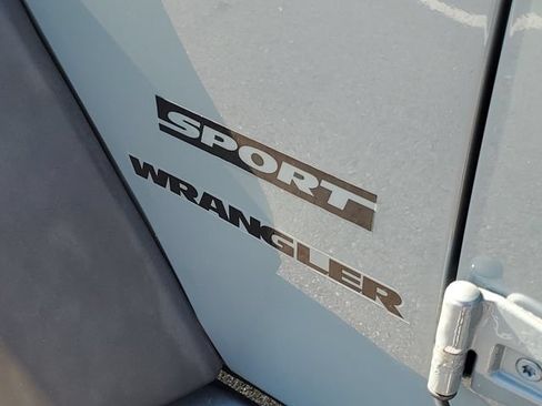 Used 2014 Jeep Wrangler Sport w/ Connectivity Group AWD/4WD image 24