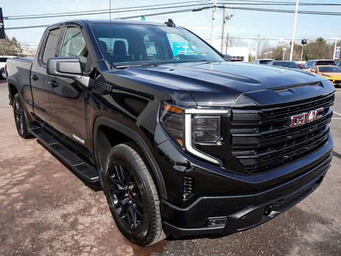 Used 2024 GMC Sierra 1500 Elevation image 3