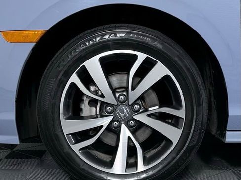 Used 2024 Honda Odyssey Touring image 13