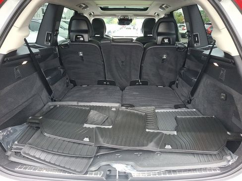 Certified 2022 Volvo XC90 T6 Inscription w/ Climate Package image 28