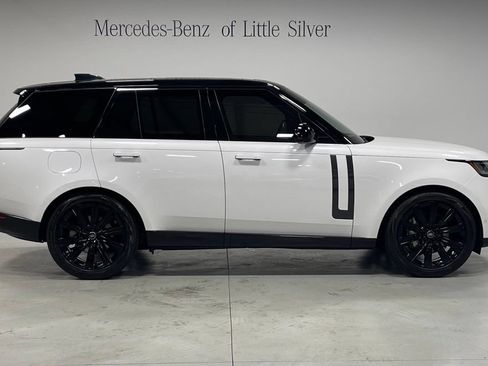 Used 2025 Land Rover Range Rover SE AWD/4WD image 7