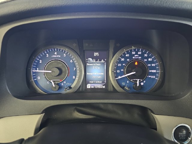 Used 2015 Toyota Sienna XLE Premium FWD image 19