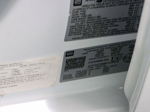 Used 2023 GMC Sierra 1500 Elevation w/ X31 Off-Road Package AWD/4WD image 33