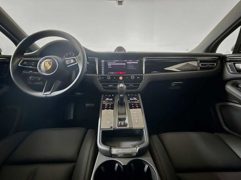New 2025 Porsche Macan AWD/4WD image 45