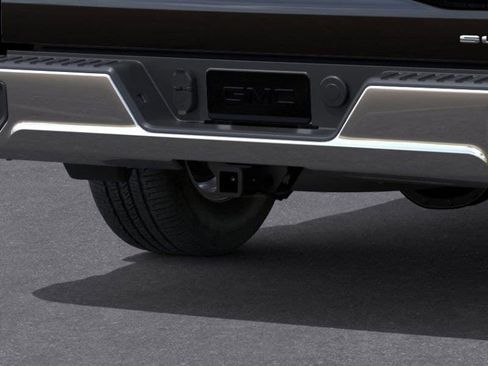New 2026 GMC Sierra 1500 SLE image 14