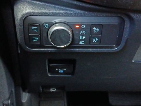 Used 2022 Ford Bronco Outer Banks w/ Sasquatch Package AWD/4WD image 12
