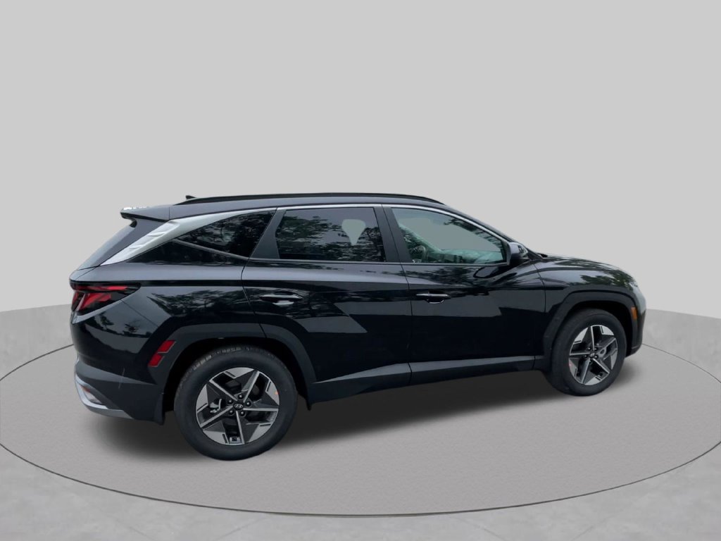 Used 2025 Hyundai Tucson SEL FWD image 24