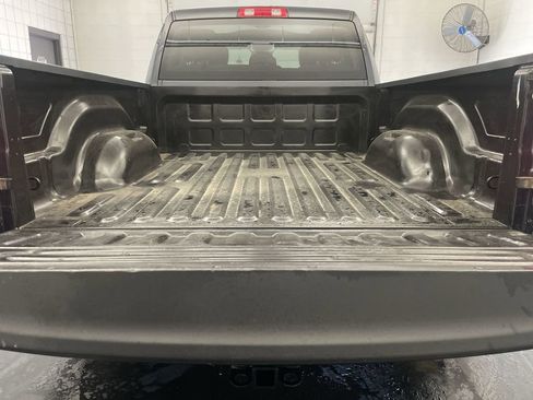 Used 2018 RAM 1500 Tradesman AWD/4WD image 17