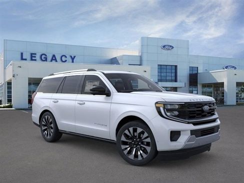 New 2025 Ford Expedition Platinum w/ Driver's Package image 7