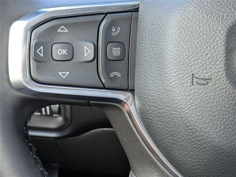 New 2026 RAM 2500 Laramie AWD/4WD image 27