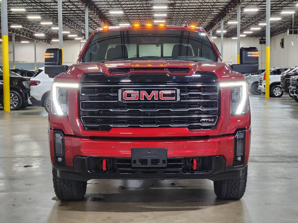 Used 2024 GMC Sierra 2500 AT4 w/ AT4 Premium Plus Package AWD/4WD image 2