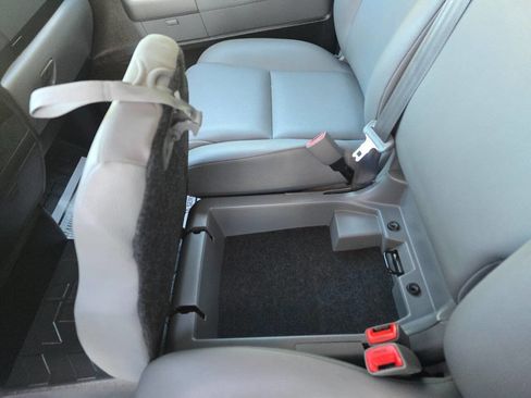 Used 2012 Toyota Tundra 4x4 Double Cab w/ Tow Pkg image 18