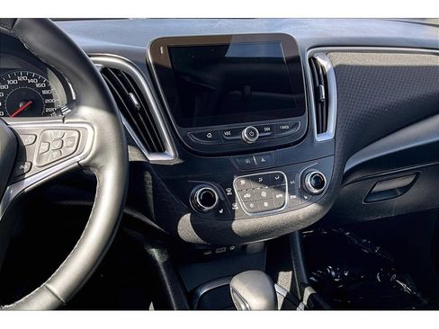 Used 2024 Chevrolet Malibu LT w/ Sport Edition FWD image 9