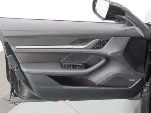 Certified 2024 Porsche Taycan Turbo S AWD/4WD image 33