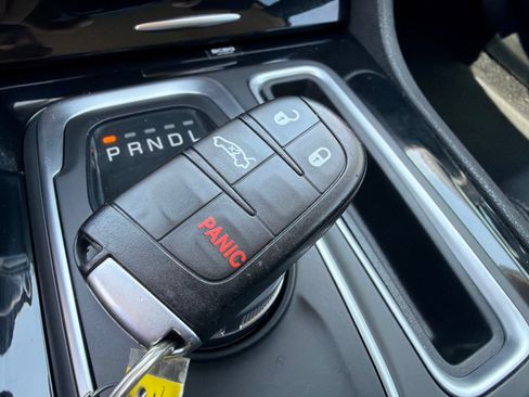 Used 2023 Chrysler 300 Touring w/ Sport Appearance Package RWD image 27
