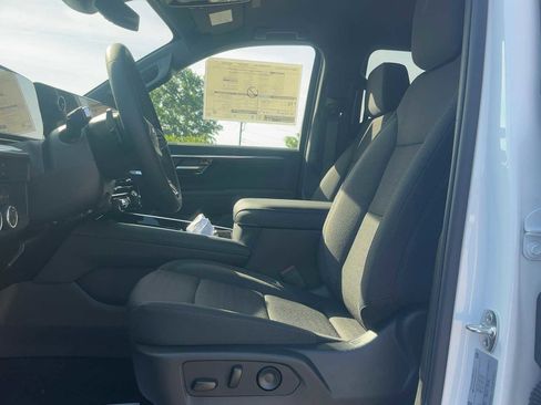 New 2026 Chevrolet Suburban LS AWD/4WD image 29