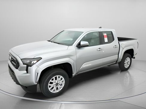 New 2026 Toyota Tacoma SR5 AWD/4WD image 2