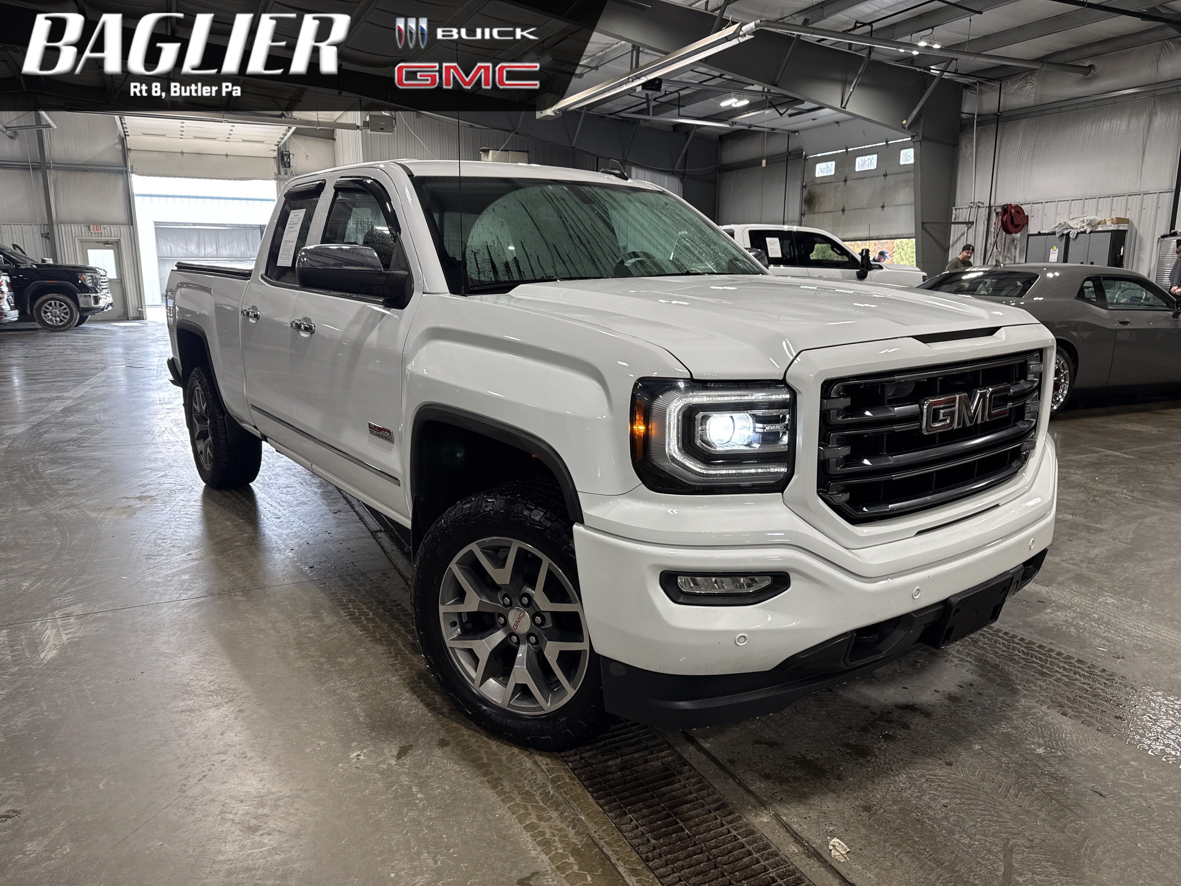Used 2016 GMC Sierra 1500 SLT AWD/4WD image 1