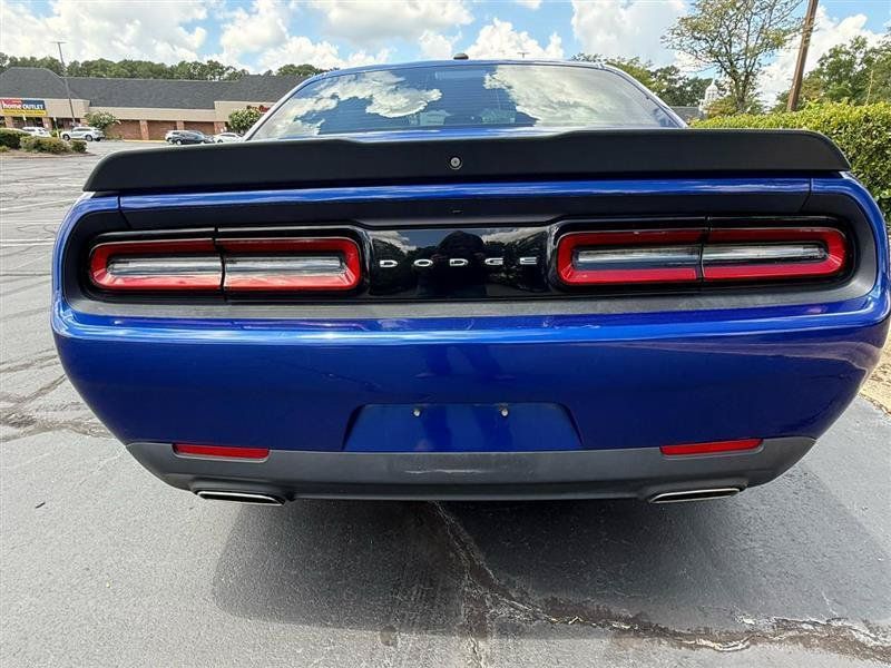 Used 2019 Dodge Challenger SXT w/ Blacktop Package RWD image 8