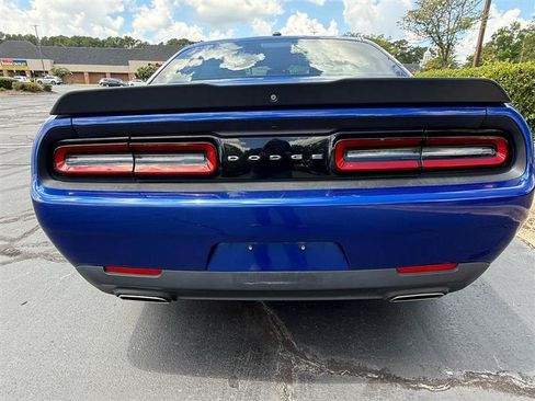 Used 2019 Dodge Challenger SXT w/ Blacktop Package RWD image 8