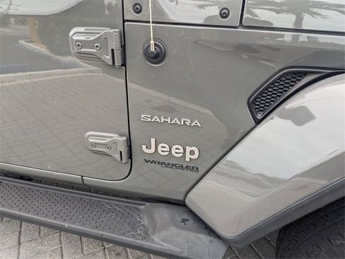 Used 2020 Jeep Wrangler Unlimited Sahara w/ Safety Group image 17