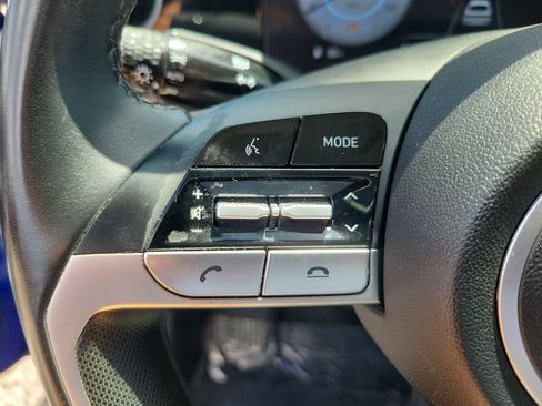 Used 2023 Hyundai Elantra Limited FWD image 19
