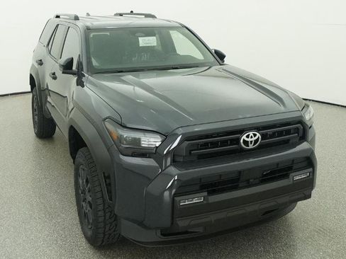 New 2026 Toyota 4Runner SR5 image 3
