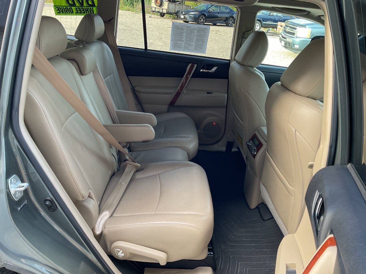 Used 2013 Toyota Highlander Limited AWD/4WD image 40