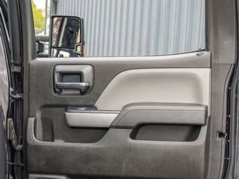 Used 2016 Chevrolet Silverado 2500 LTZ w/ Duramax Plus Package image 40