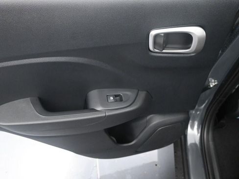 New 2026 Hyundai Venue SE image 30