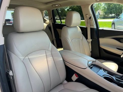 Used 2018 Buick Envision Essence AWD/4WD image 15