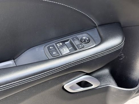 Used 2019 Dodge Challenger SRT Hellcat Redeye image 22