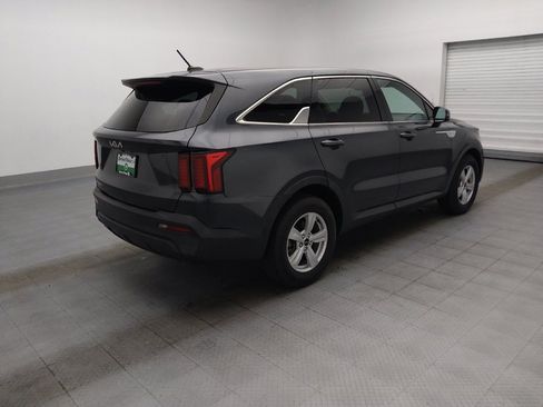 Used 2023 Kia Sorento LX FWD image 10