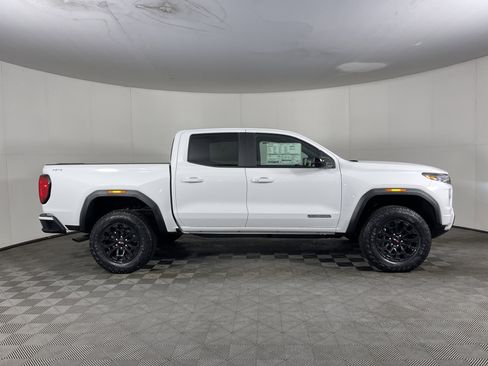 New 2026 GMC Canyon Elevation image 5