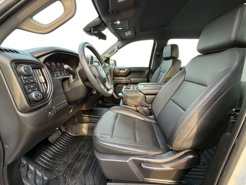 Used 2024 Chevrolet Silverado 1500 W/T w/ Trailering Package image 9